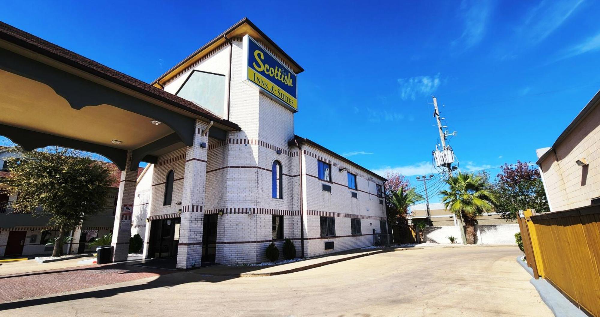 Scottish Inn & Suites Sam Houston Parkway Dış mekan fotoğraf